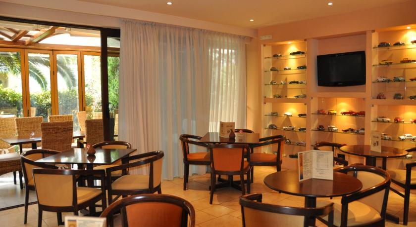 Hotel Chris Atene Esterno foto