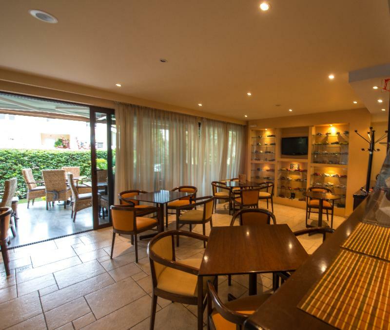 Hotel Chris Atene Esterno foto